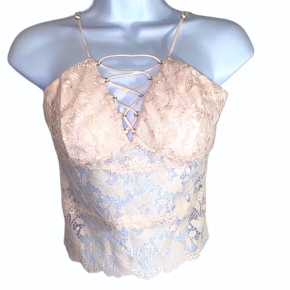 Guess Pink Lace Top With Cross Lace Front Small - Picture 10 of 10